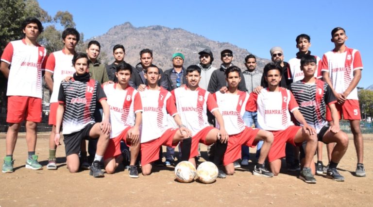 ऑल इंडिया फुटबॉल चैंपियनशिप के लिए हिमाचल की टीम गुजरात रवाना