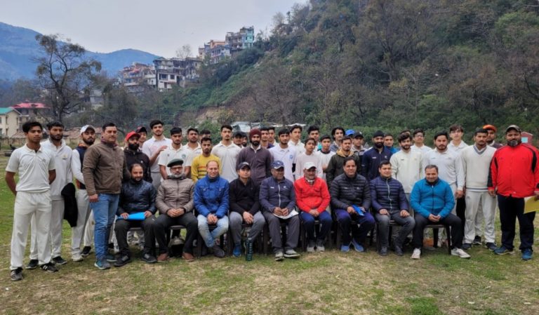 हिमाचल : चम्बा क्रिकेट टीम के लिए 40 से अधिक खिलाडिय़ों ने दिया ट्रायल