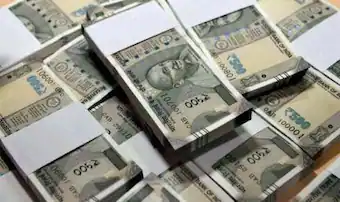 पालमपुर के युवक की गाड़ी से हमीरपुर पुलिस ने 68.68 लाख रुपए कैश किया बरामद