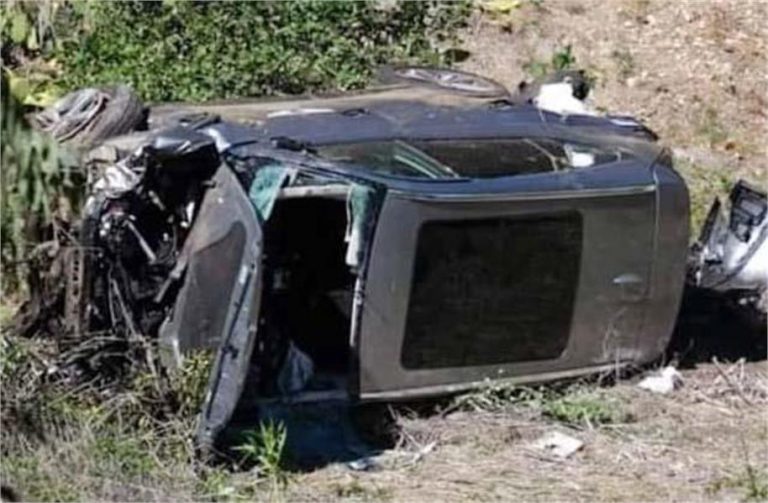 सिराज के सिधारी में कार दुर्घटनाग्रस्त, दो की मौत एक घायल