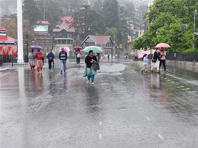 हिमाचल में अभी और सताएगा मौसम, 12 मई से बारिश और ओलावृष्टि की चेतावनी