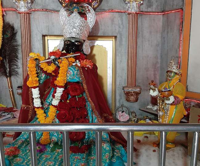 latest news ! हिमाचल में विश्व का एकमात्र मंदिर जहां श्री कृष्ण संग विराजती हैं मीराबाई 